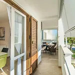 Vera Luxury